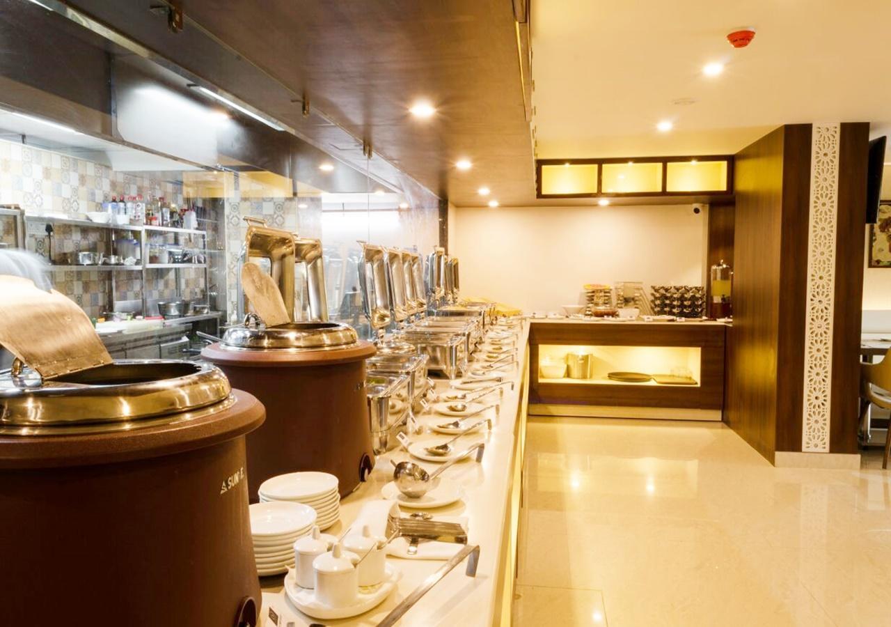 Ss Lumina Hotel Bengaluru Zewnętrze zdjęcie
