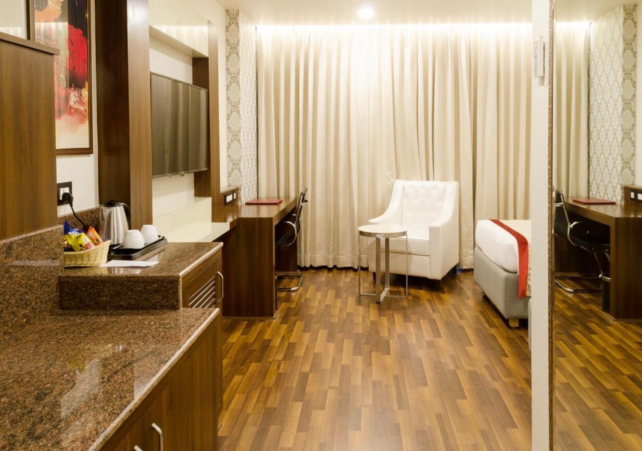 Ss Lumina Hotel Bengaluru Zewnętrze zdjęcie