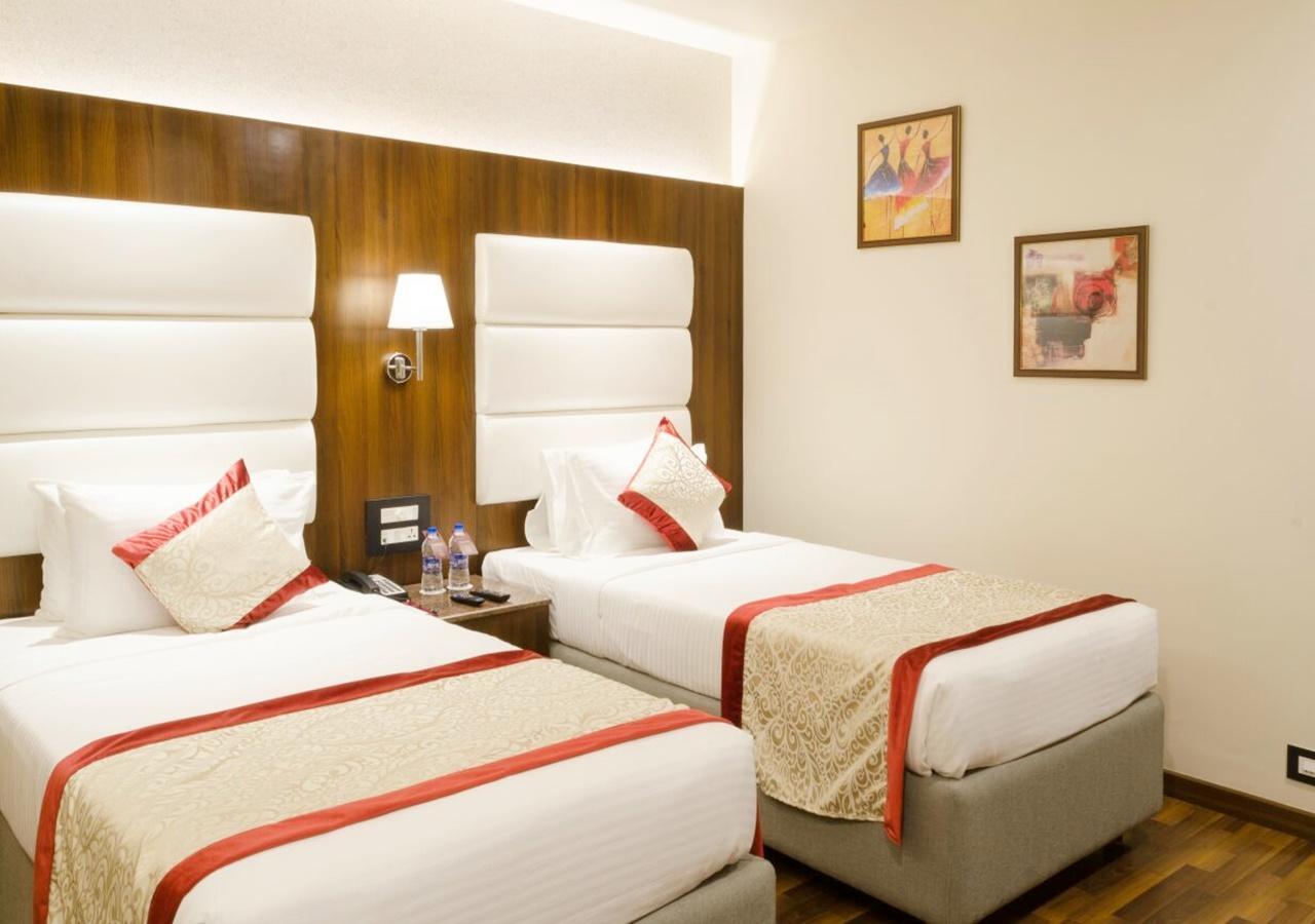 Ss Lumina Hotel Bengaluru Zewnętrze zdjęcie