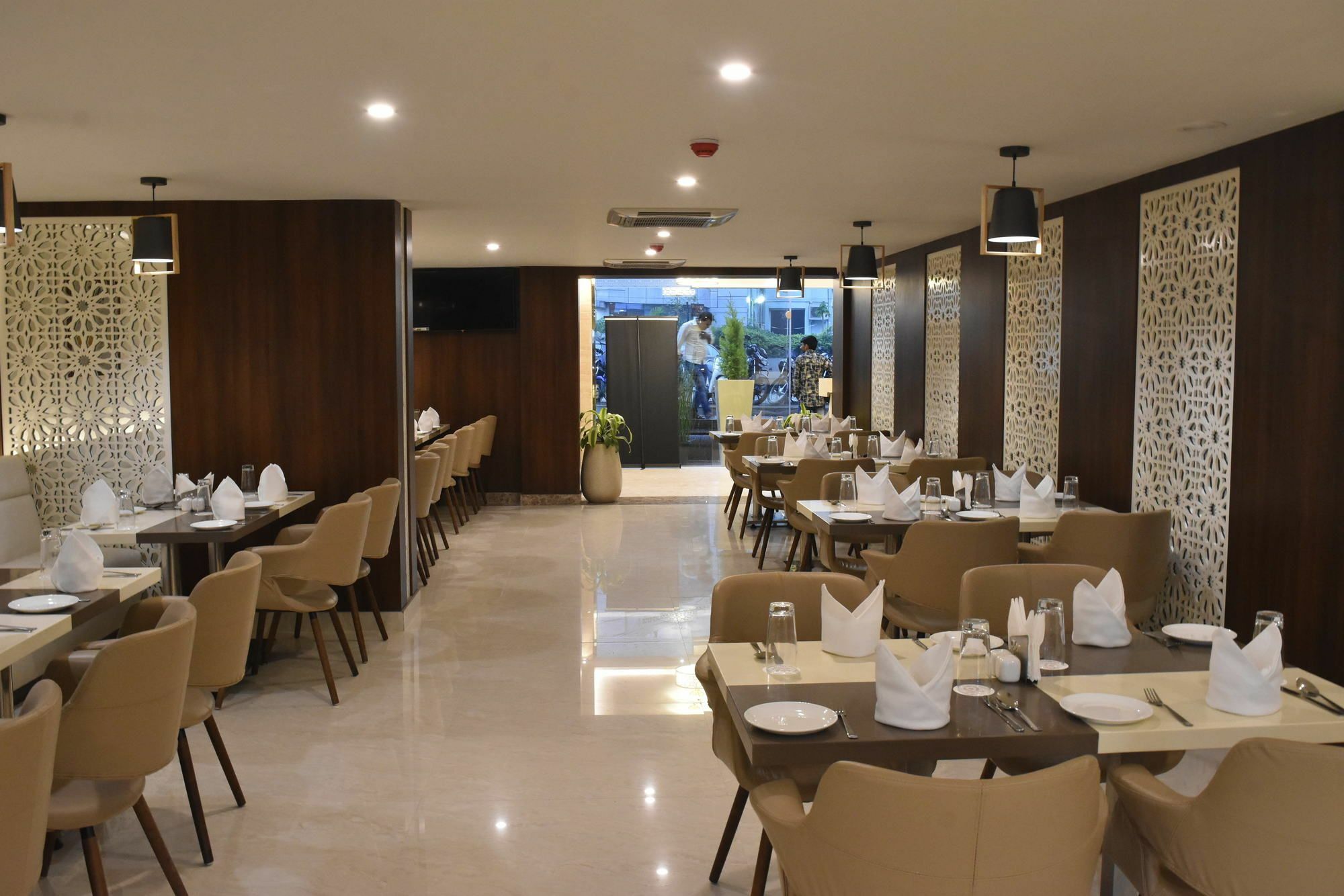 Ss Lumina Hotel Bengaluru Zewnętrze zdjęcie